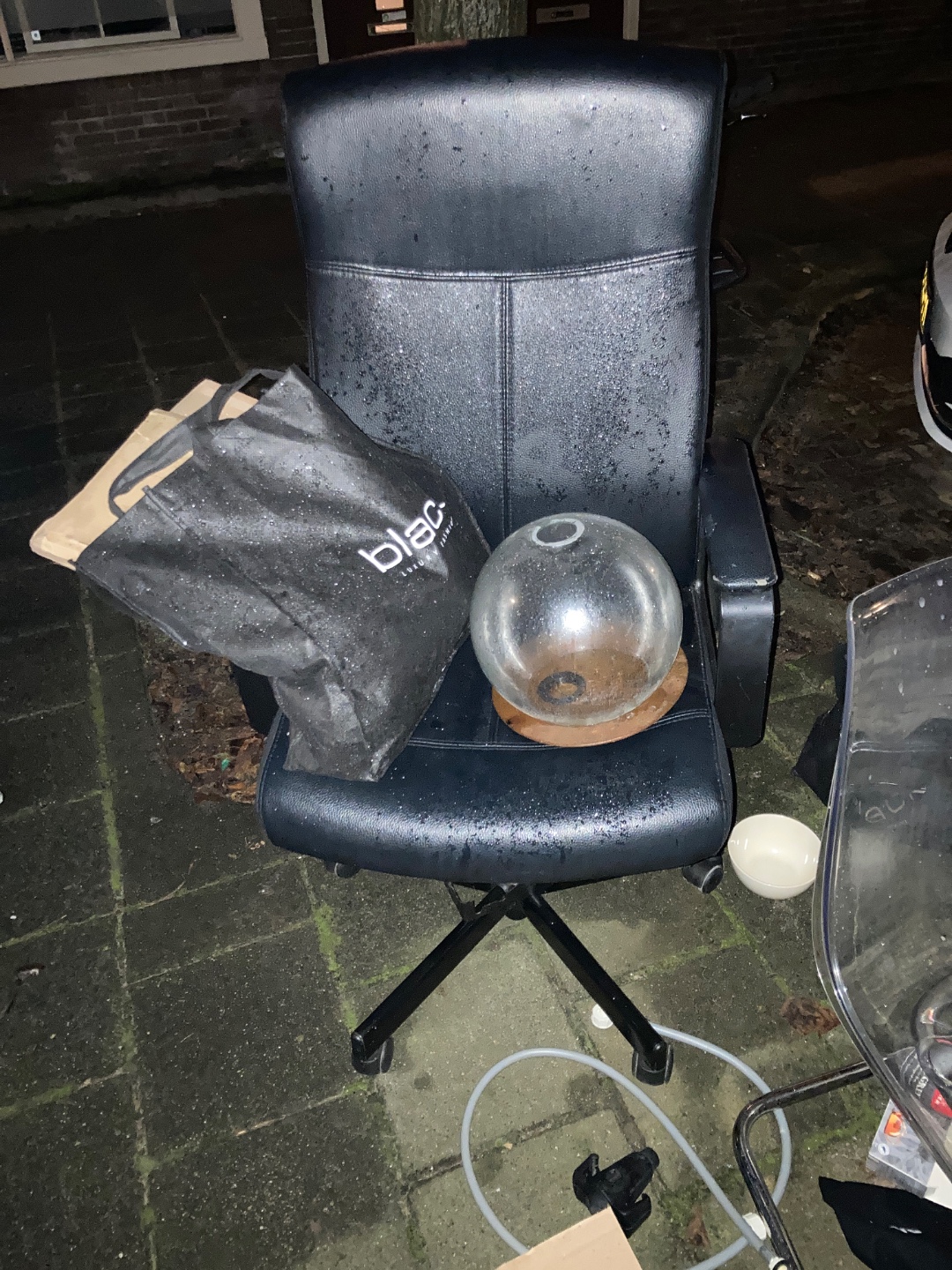 Item found on Amsterdam, Rijnbuurt, Uiterwaardenstraat 92 photo 1