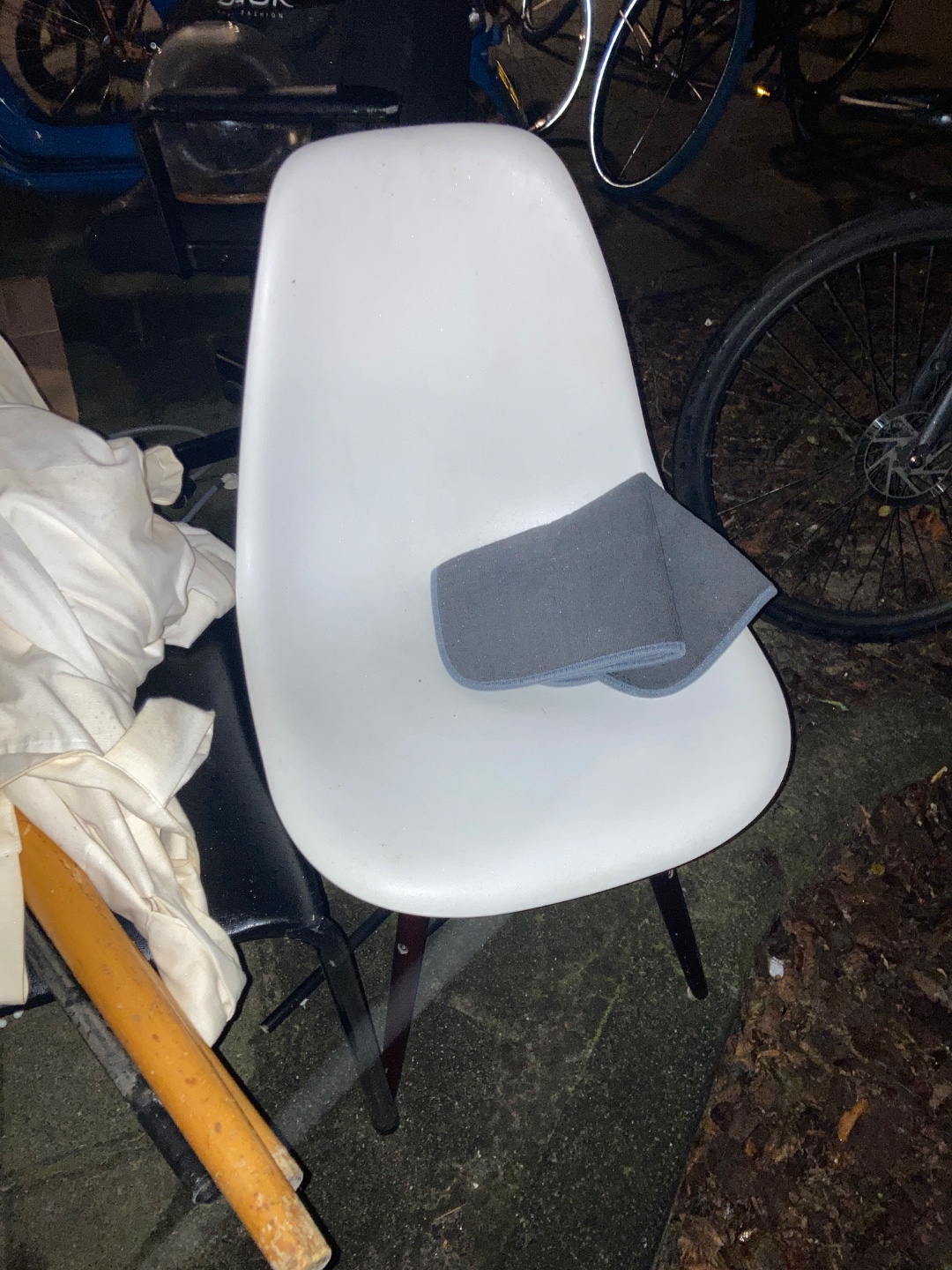 Item found on Amsterdam, Rijnbuurt, Uiterwaardenstraat 92 photo 2