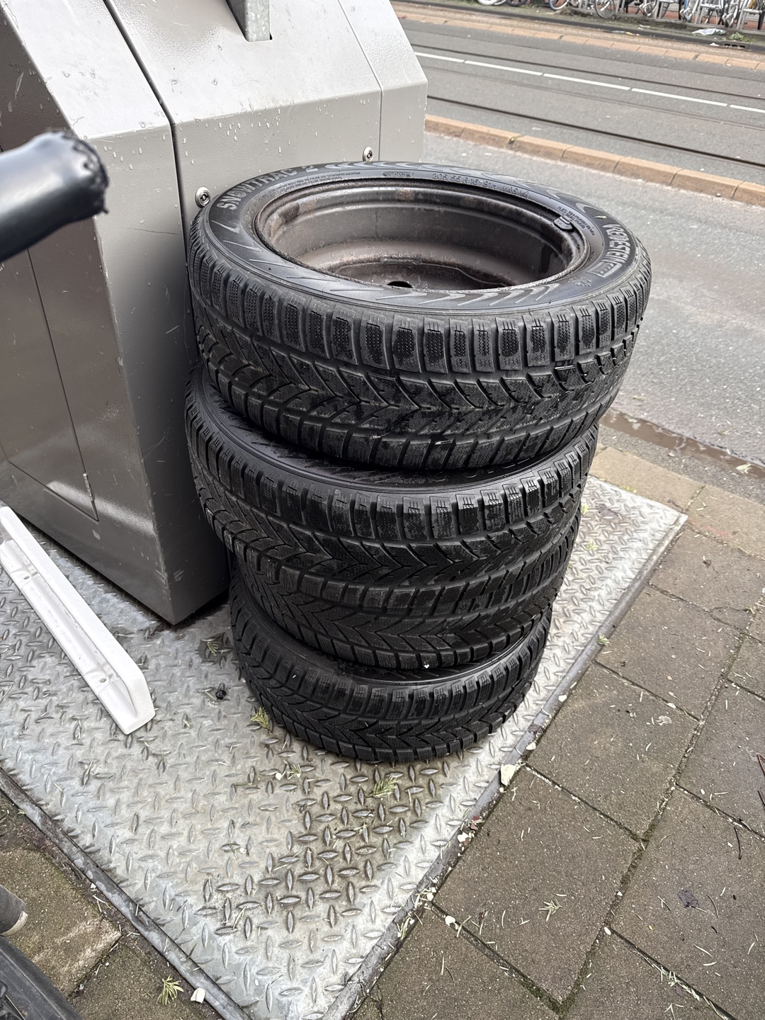 Item found on Amsterdam, Dapperbuurt, Dapperstraat 2 photo 1