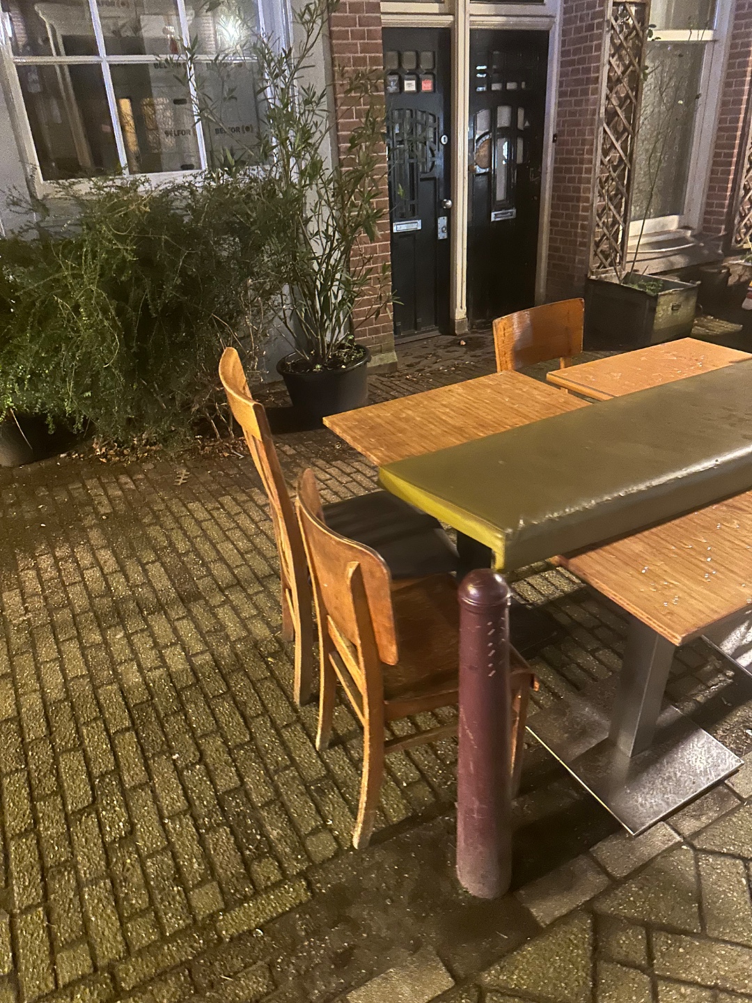 2 sets of 2 chairs and 3 tables photo 1