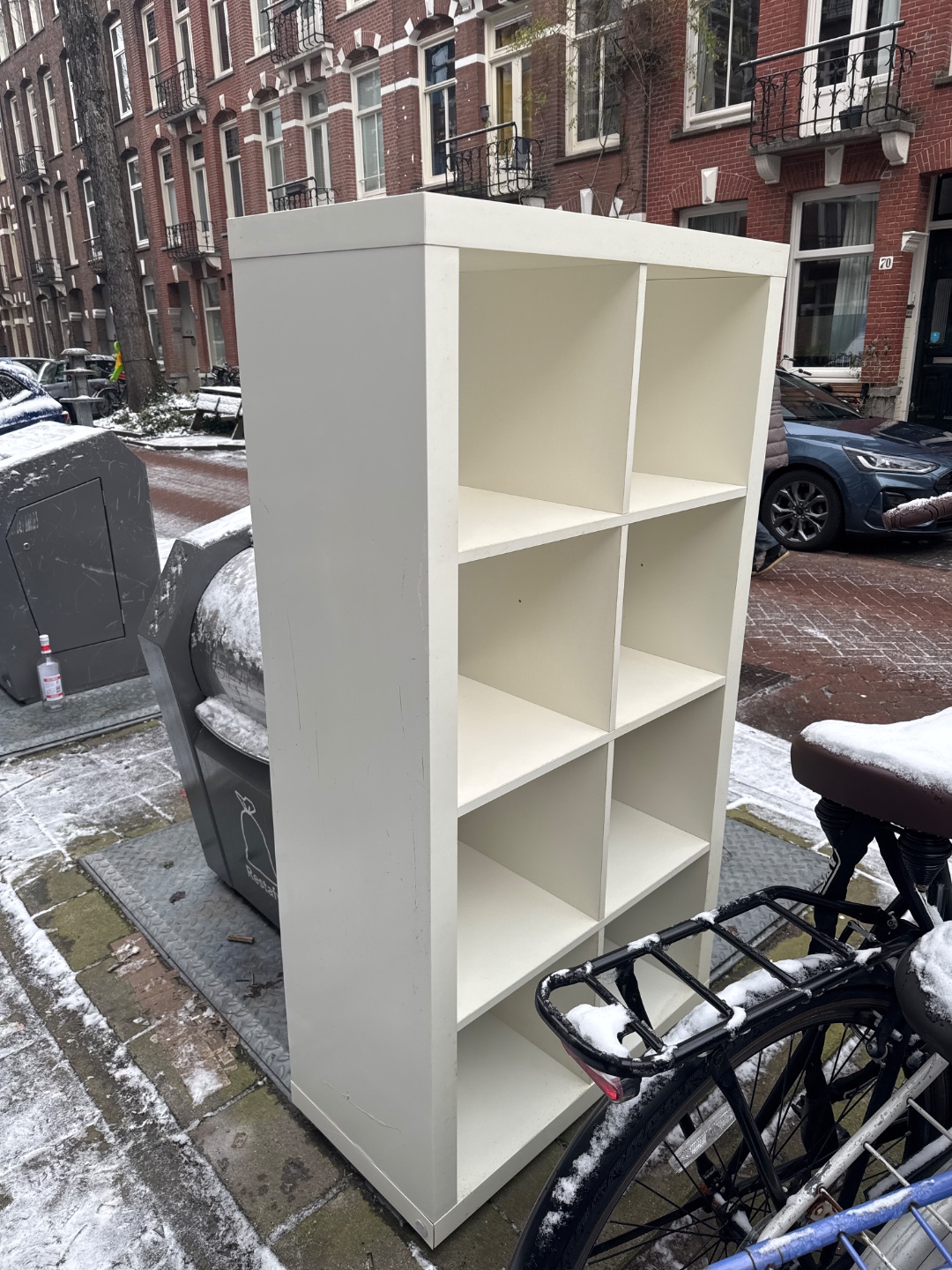 Witte kast voor boeken of andere opslag photo 1