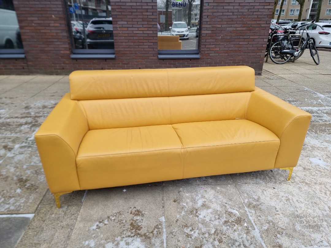 Item found on Amsterdam, Oudezijde, Sint Agnietenstraat 8 photo 1