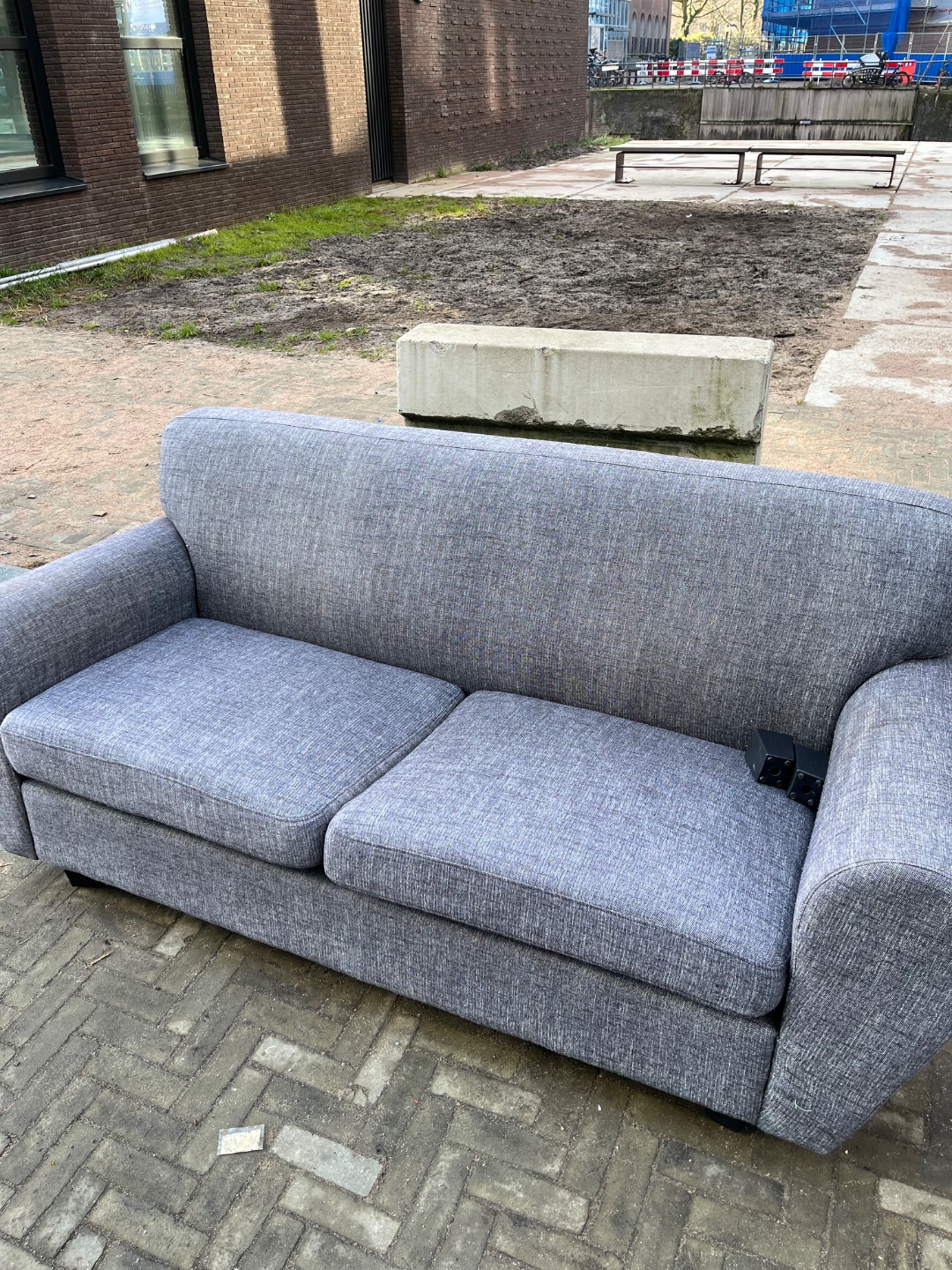 Item found on Amsterdam, Oostelijke Eilanden/Kadijken, Oostenburgermiddenstraat 8 photo 1