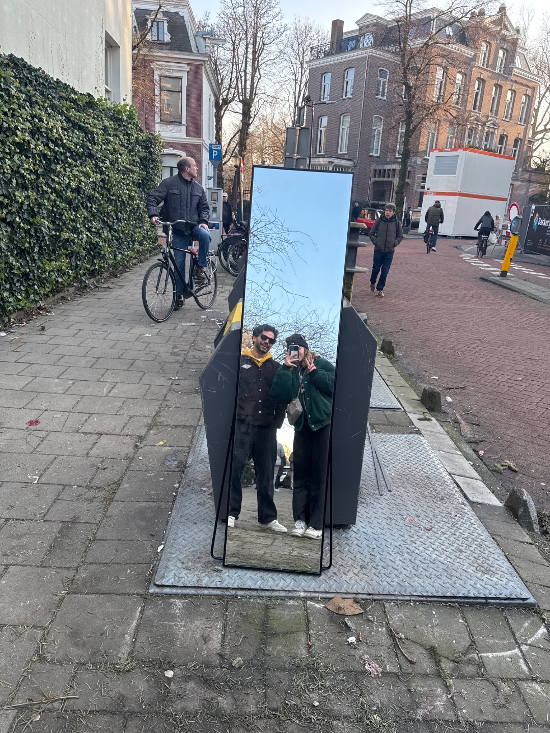 Fullsised mirror photo 1