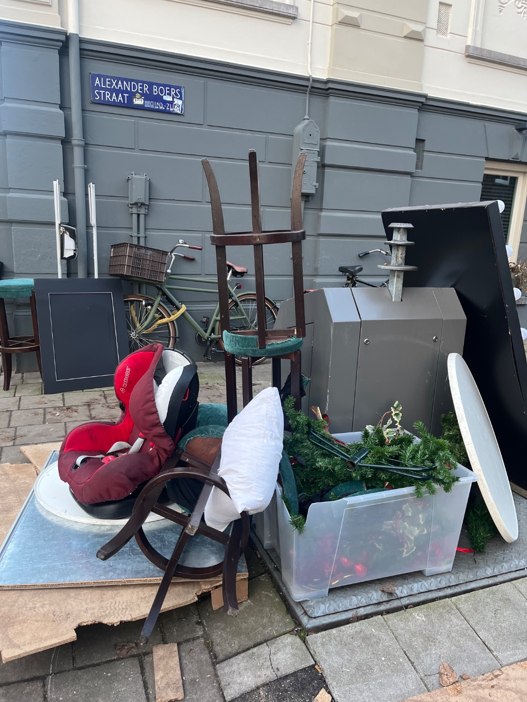 Item found on Amsterdam, Museumkwartier, Jan Willem Brouwersstraat 4 photo 2