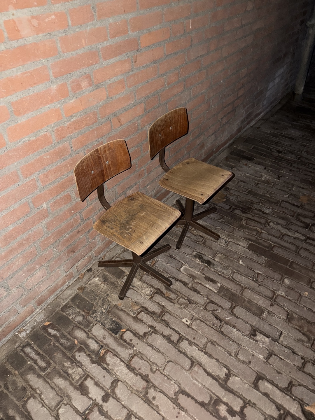 Two little kids chair photo 1