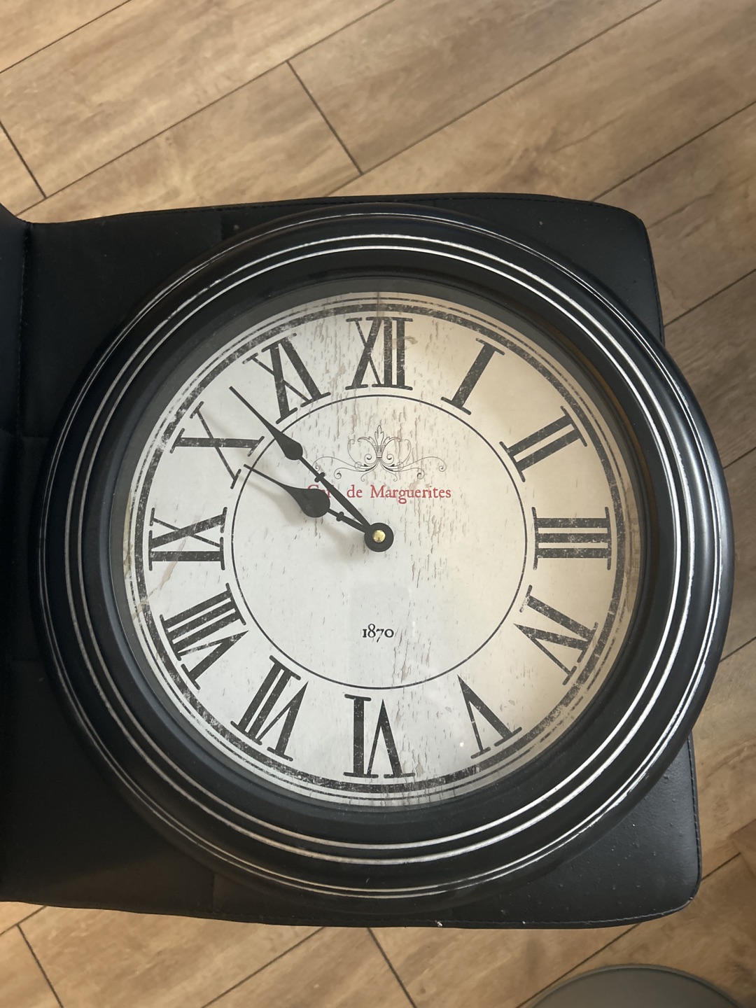 Klok. €10
Please DM