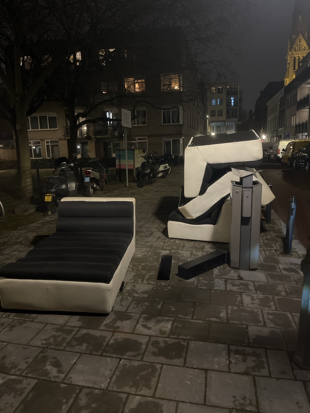 Item found on The Hague, Centrum,, Tasmanstraat 31 photo 1