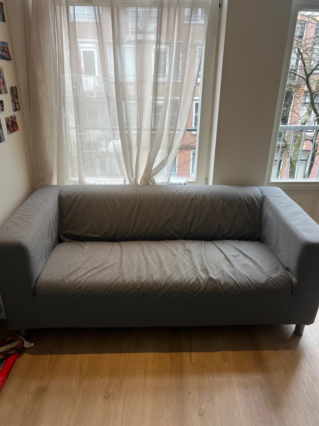 Bank in great condition photo 1