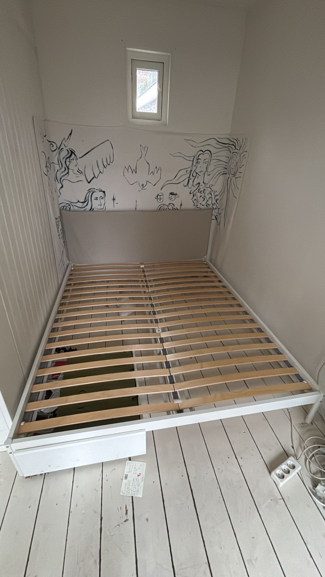 IKEA Kleppstad bed 160x200 – like new

IKEA Kleppstad bed (160x200) in perfect condition.