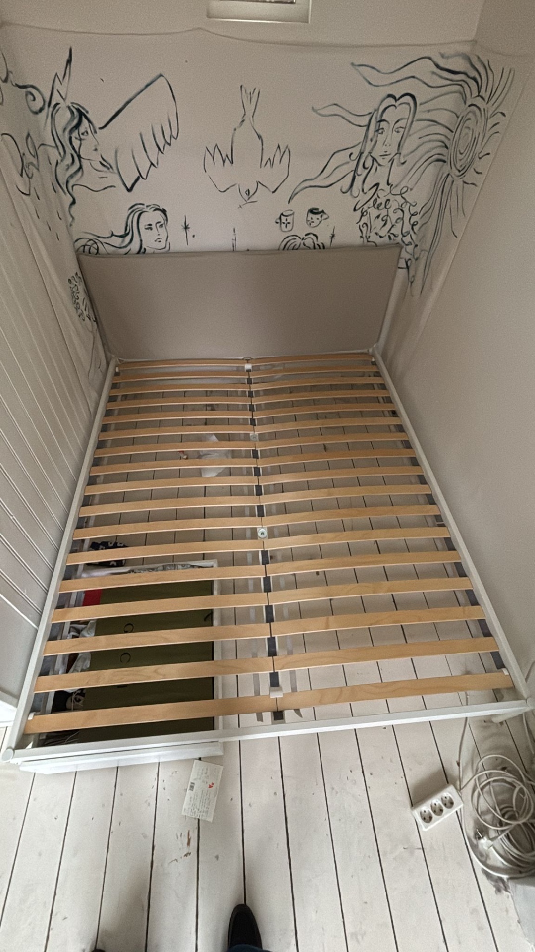 IKEA Kleppstad bed 160x200 – like new

IKEA Kleppstad bed (160x200) in perfect condition.