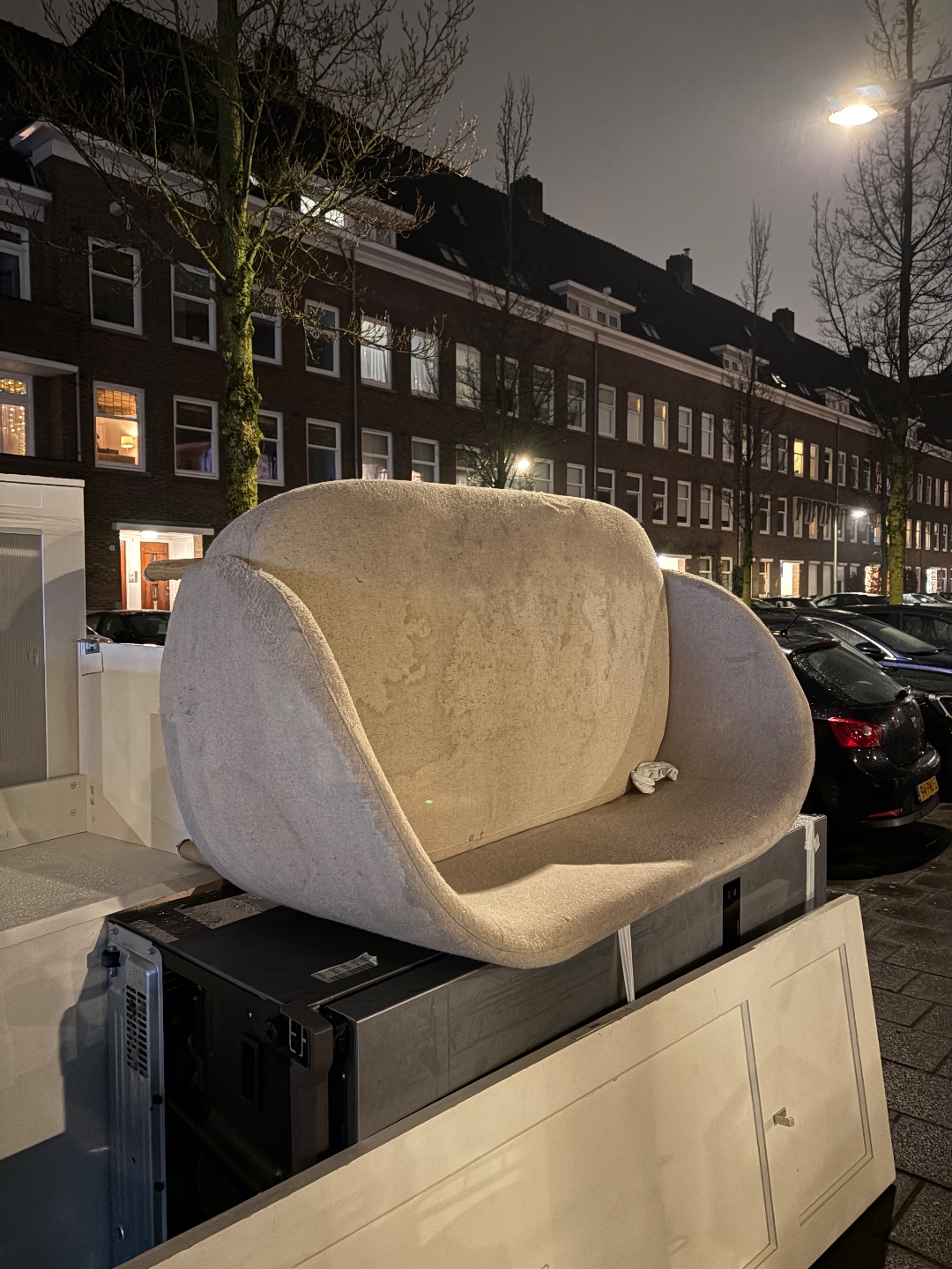 Verschillende ikea kasten, een bankje en koelkast - juiste adres ter hoogte van Milletstraat 5 photo 3