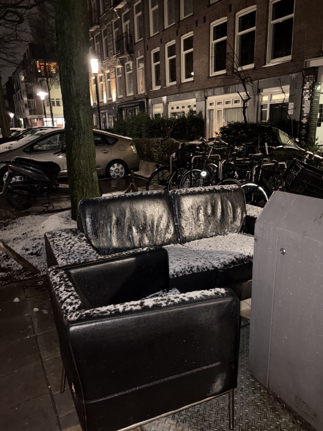 Amazing leather couch and chair set photo 1