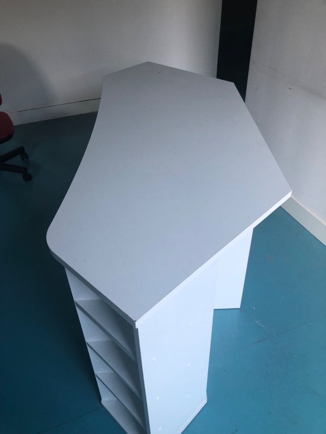 Staat nog binnen. Ophalen voor of op 20 februari ochtend. E-mail annelet@freedom.nl photo 2