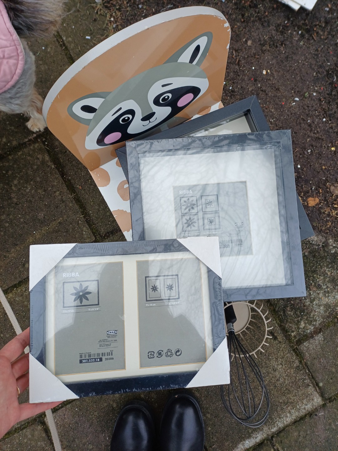 Child's chair, 3 IKEA picture frames, whisk and utensil holder photo 3