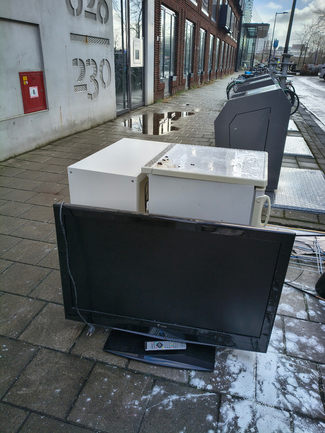 Item found on Amsterdam, De Omval, Amstelvlietstraat 50 photo 1