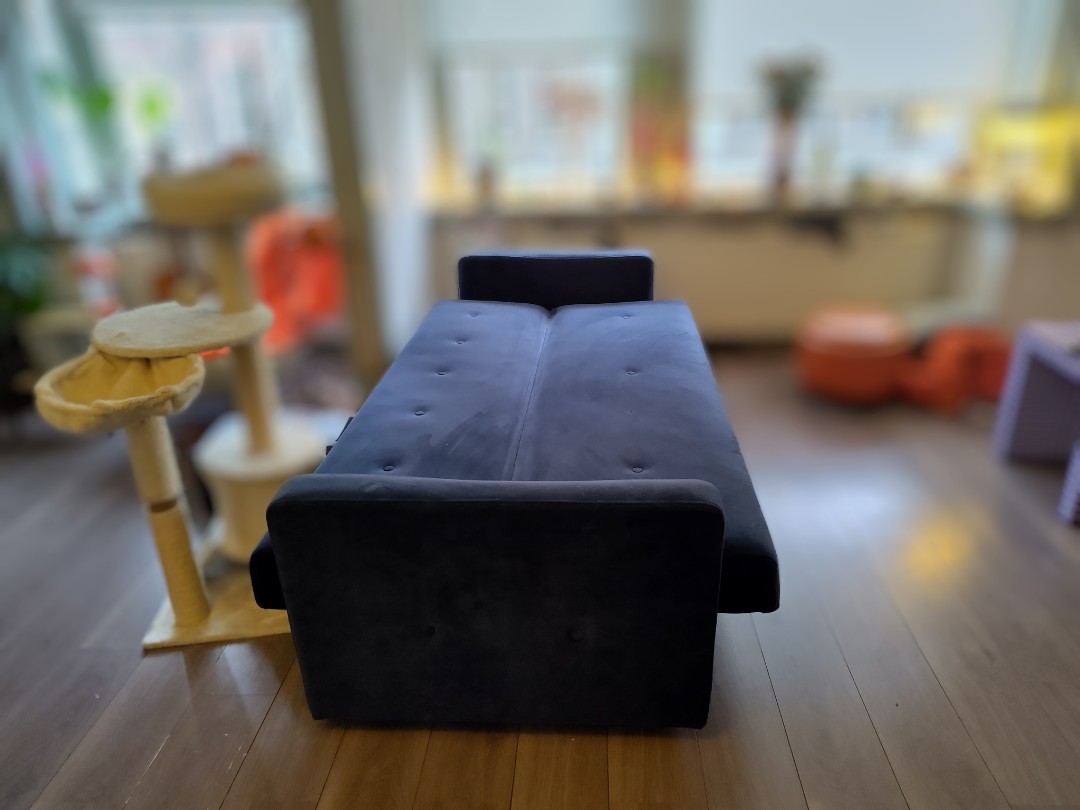 Free Made sleeping sofa with storage. Whatsapp +31644413654 photo 2