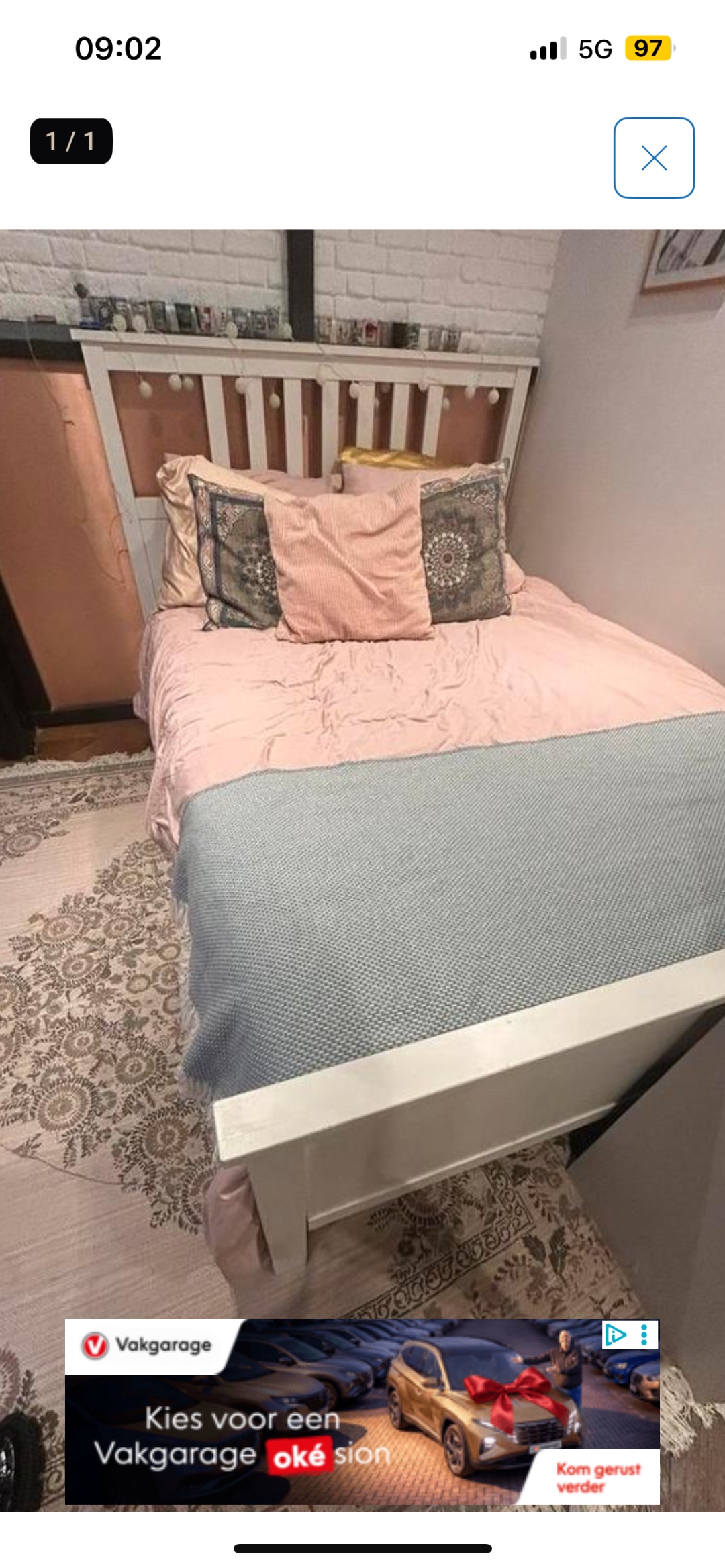 Ikea 140x200 HEMNES bed gratis afhalen op Reguliersdwarsstraat, zelf uit elkaar halen vandaag of morgen