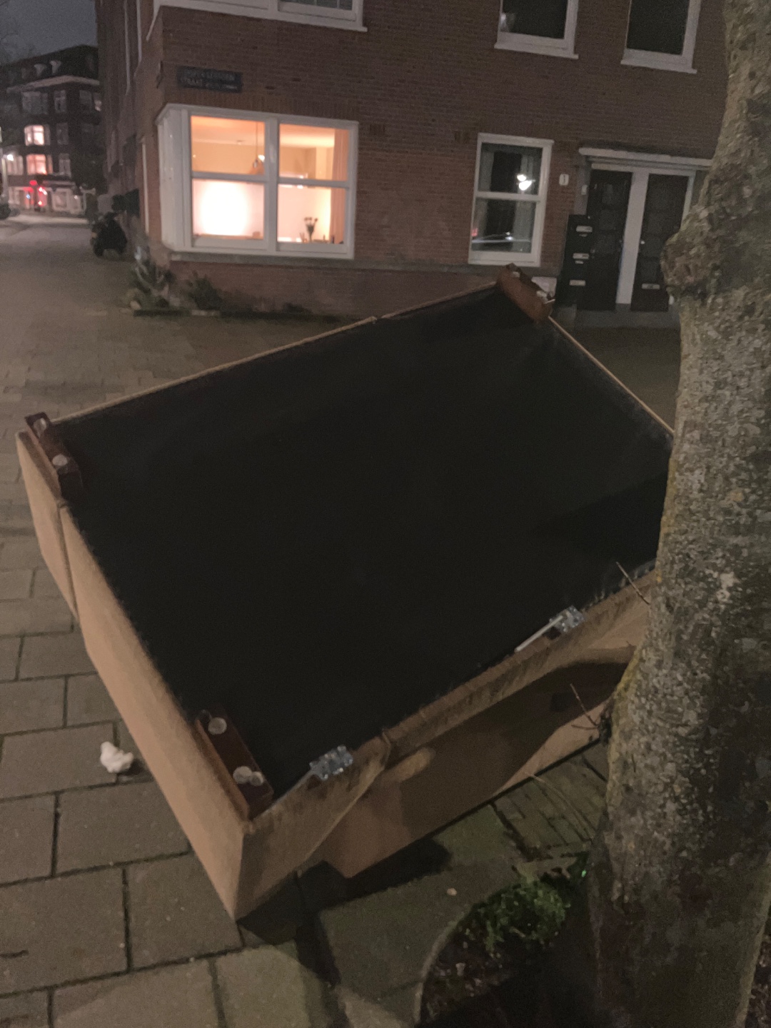 Sofa, looks good condition and clean, taupe color (light brown) 2