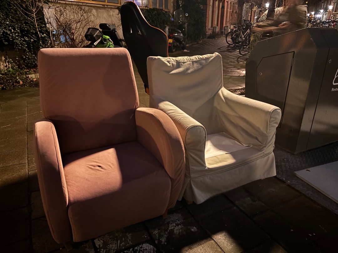 Gaming chair (some damage, but overall good condition) and two armchairs