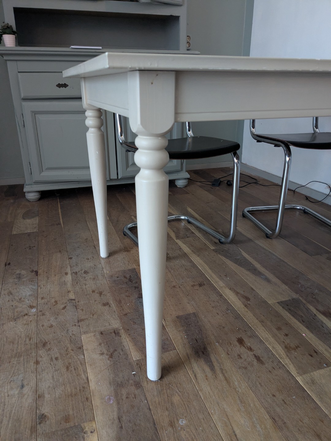 Geverfde uitschuifbare tafel van Ikea. Amsterdam Centrum photo 3