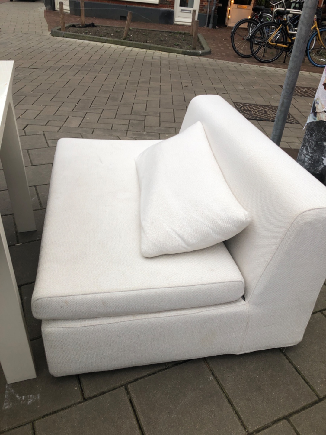 Table tafel and sofa photo 2