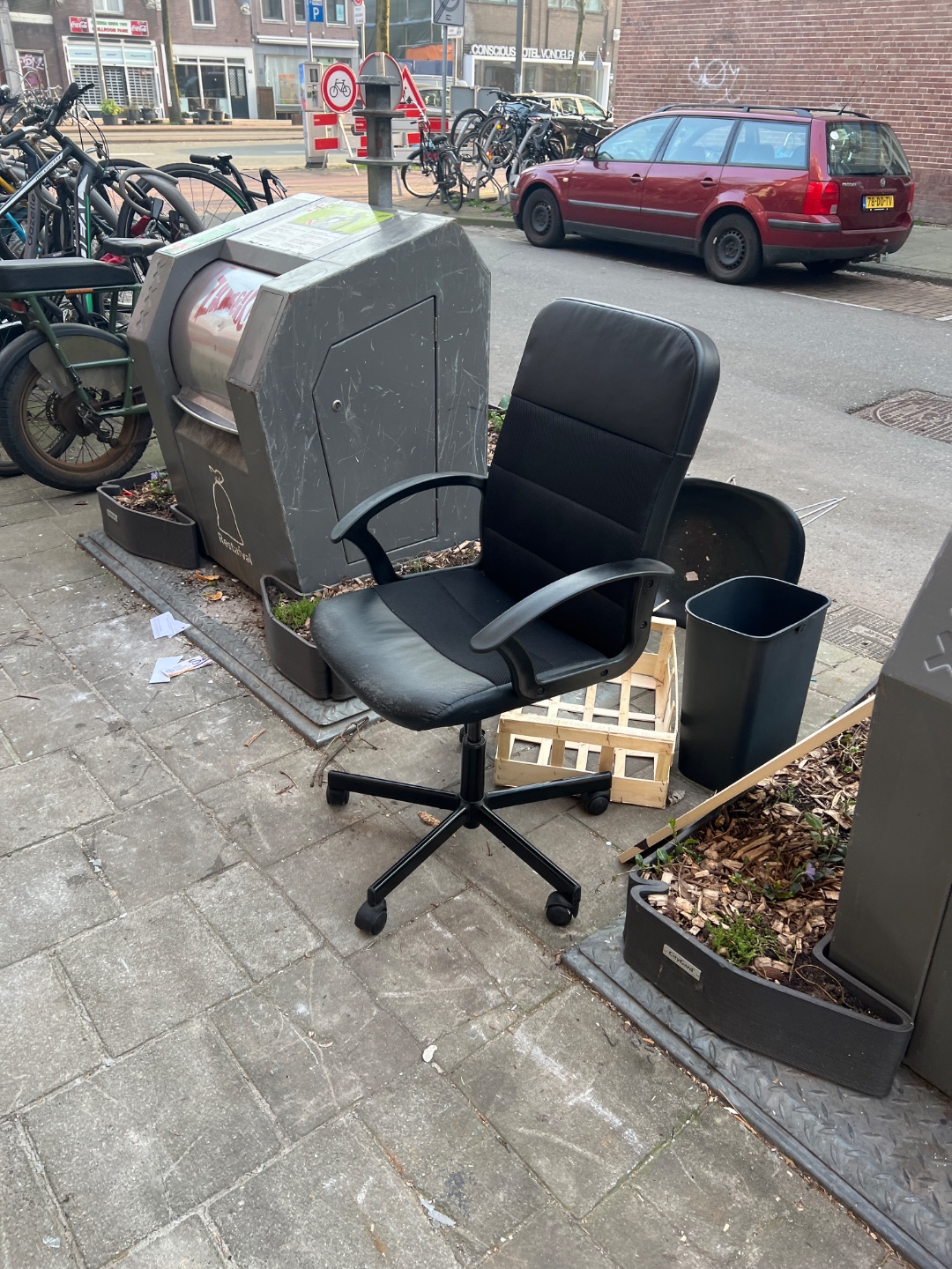 Amsterdam, Overtoomse Sluis, Overtoom 556