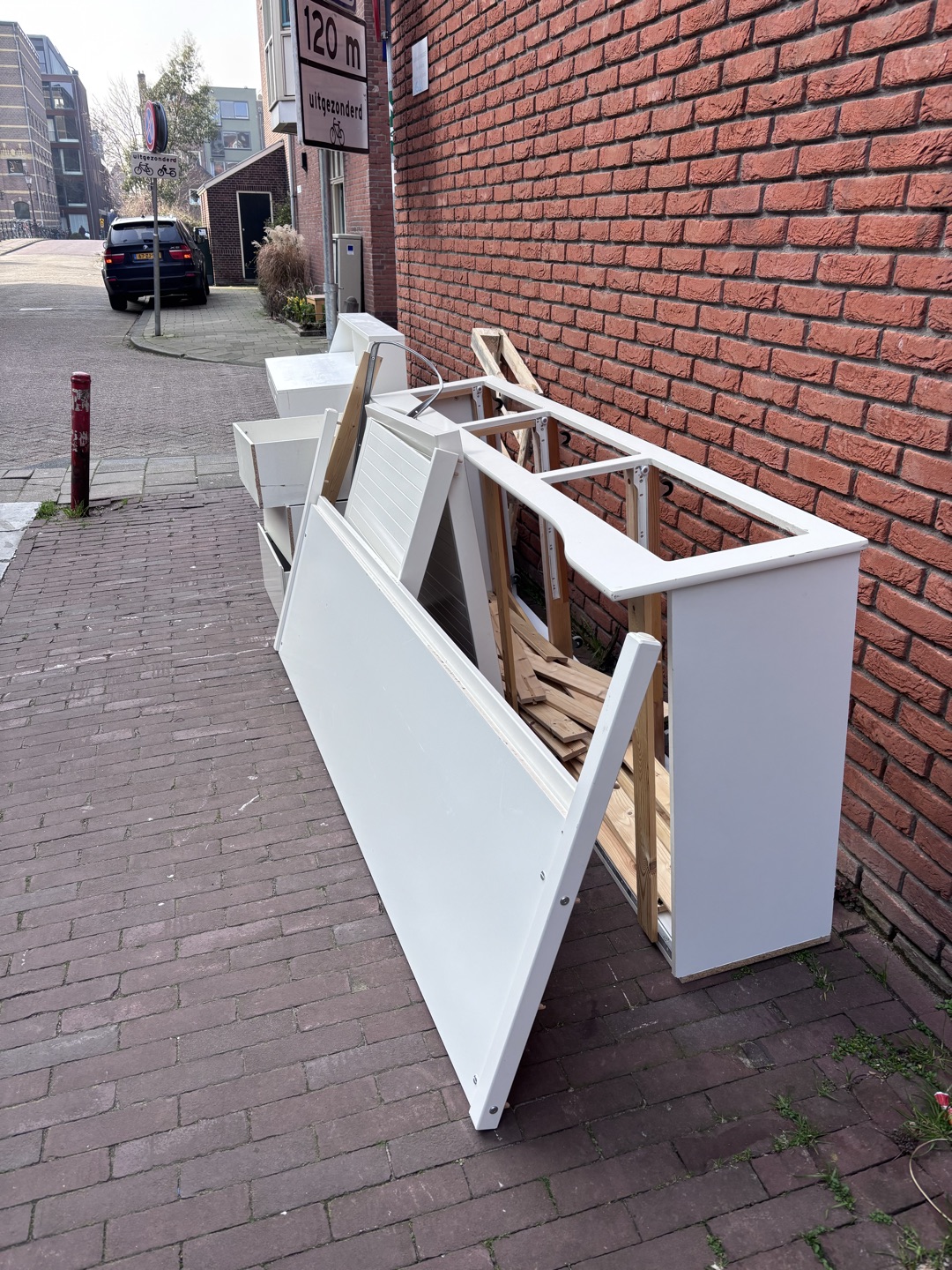 Desk and bed with drawers