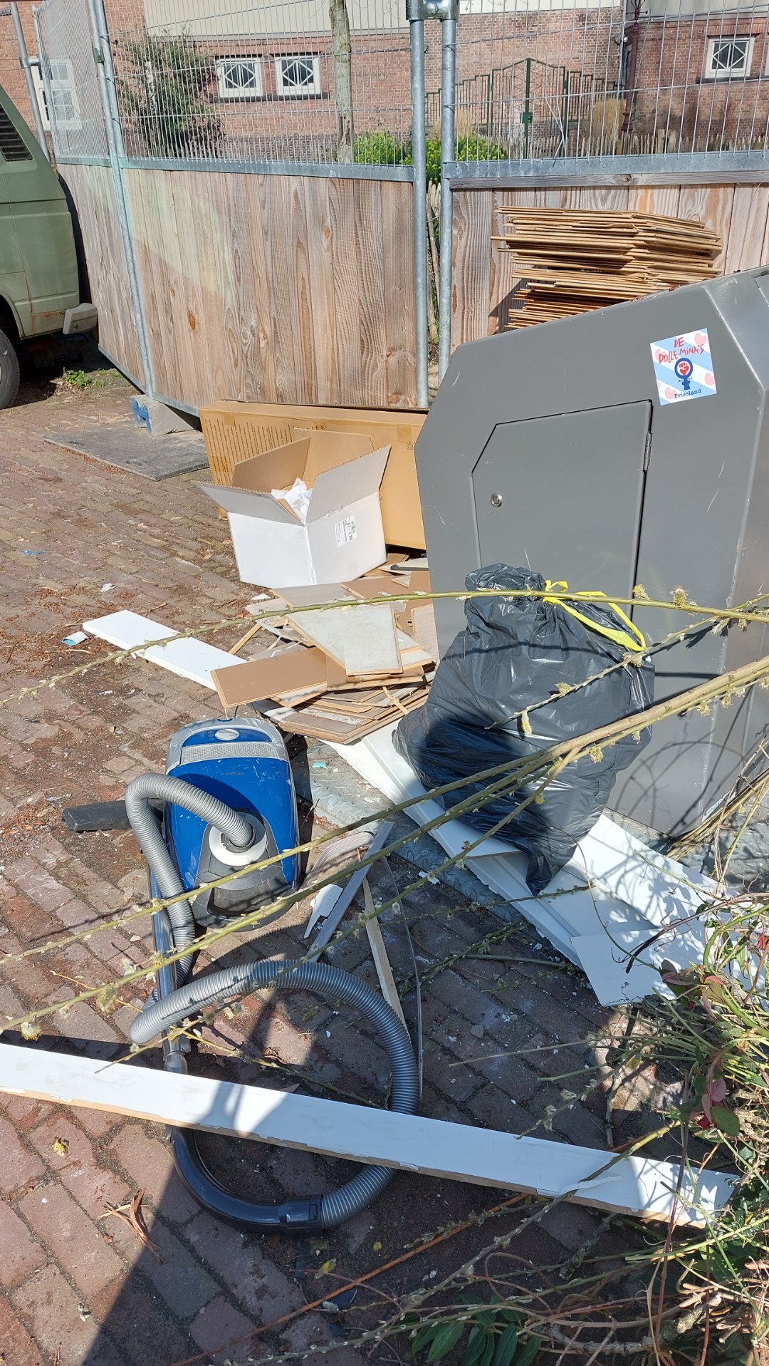 Stofzuiger en iets de voor vloer