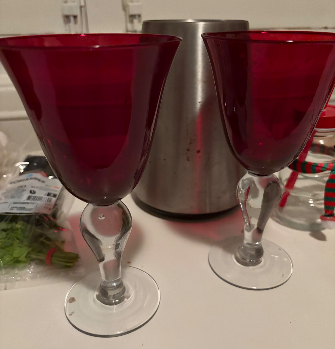 Glasses, teapot, winecooler etc