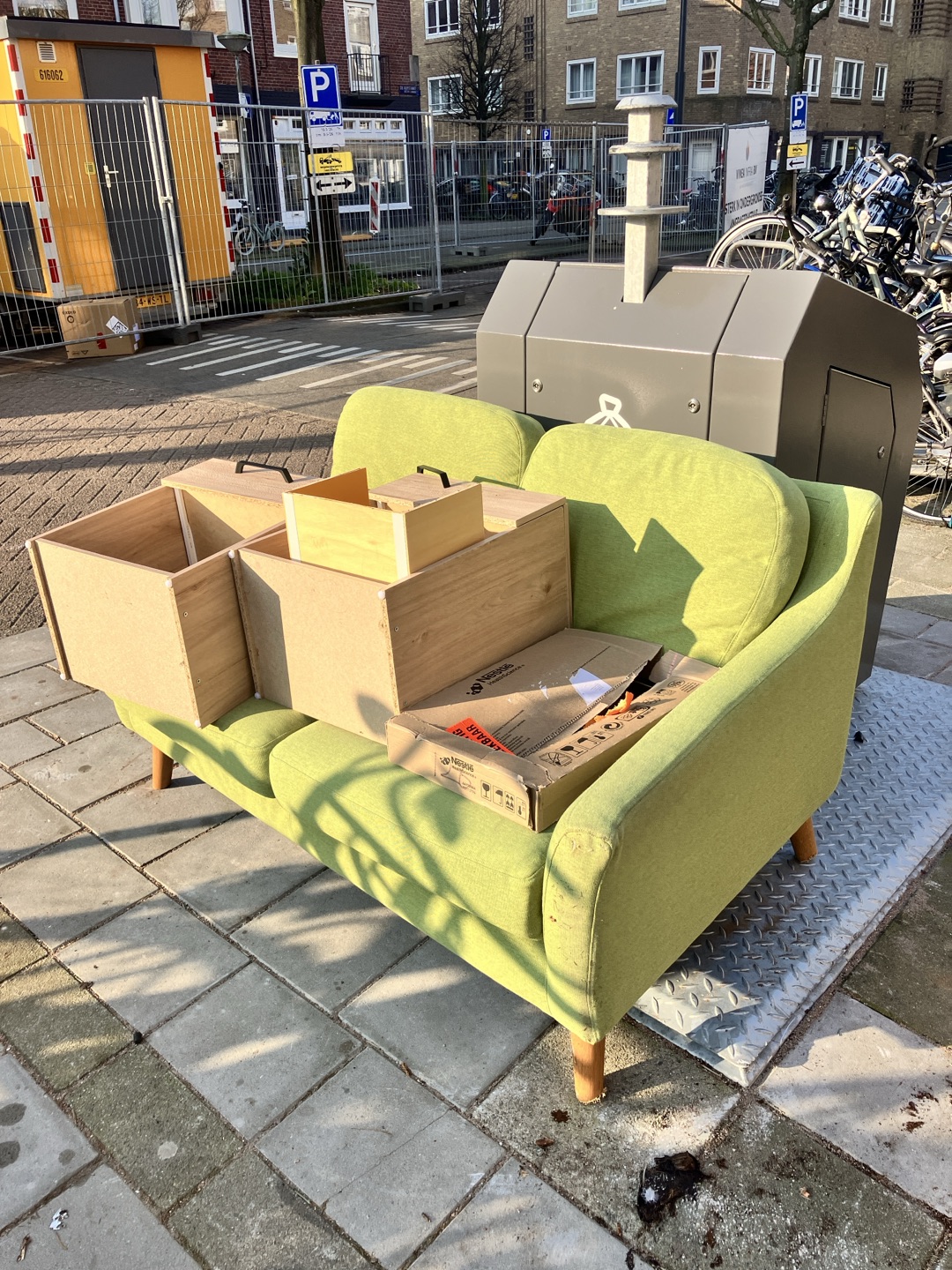 Green sofa, good state