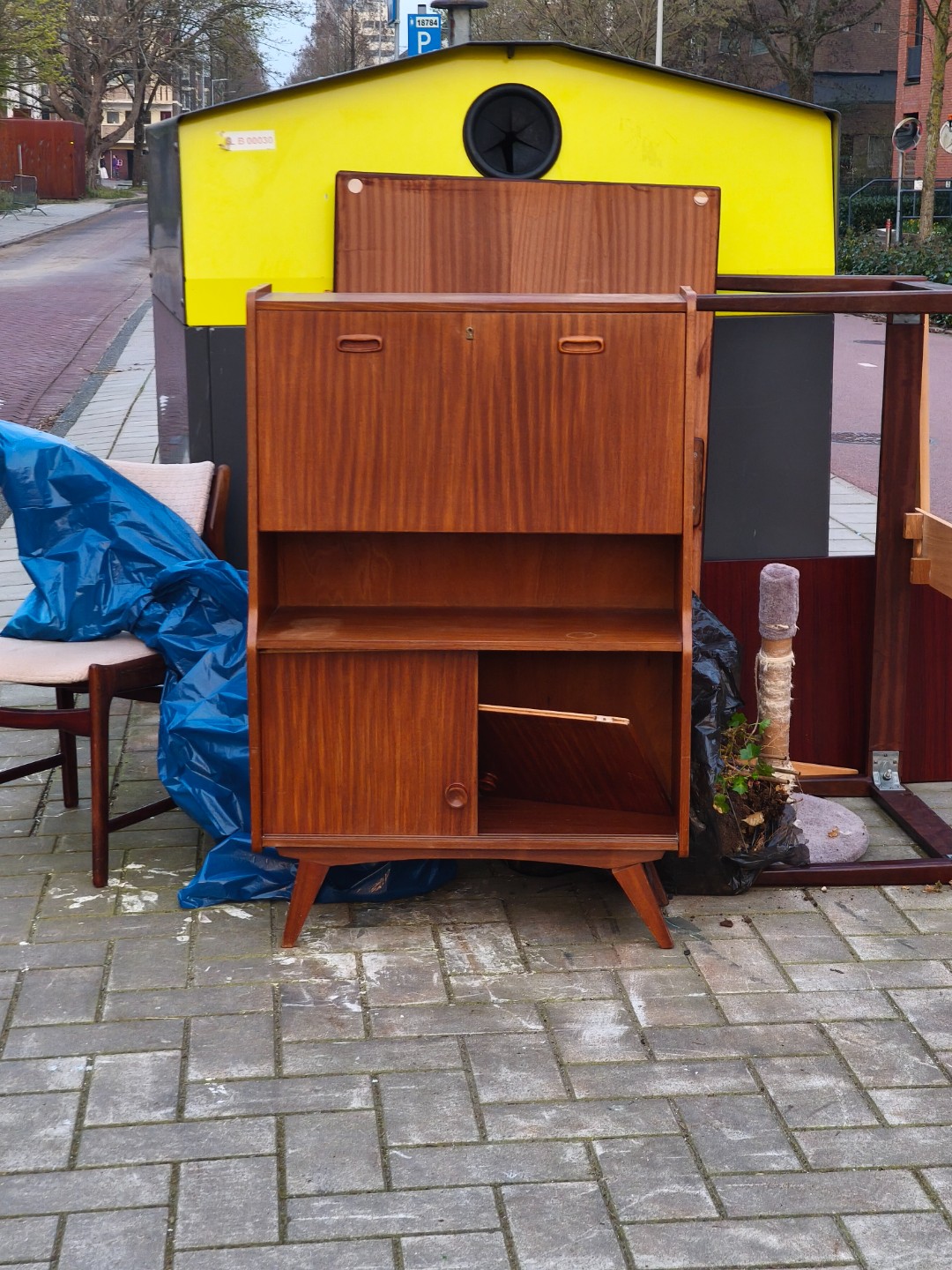 Amsterdam, Zuid, Buitenveldert-West, Arent Janszoon Ernststraat 1013