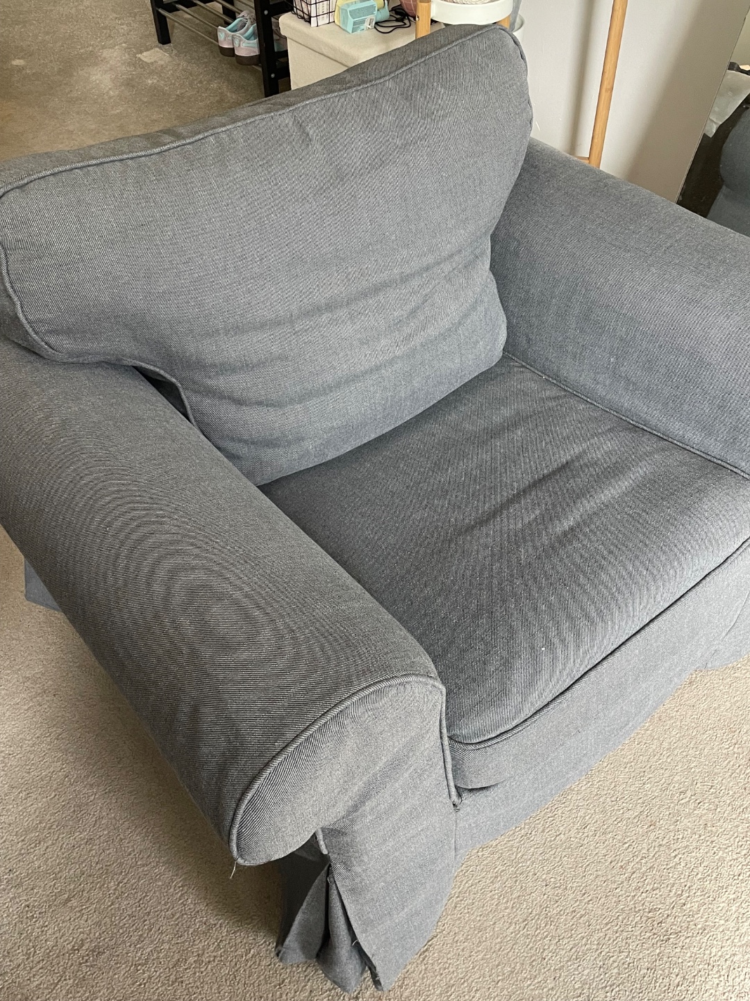 IKEA Ektorp Fauteuil, kan nog een lang leven elders lijden. Connect me for details (staat nog binnen)