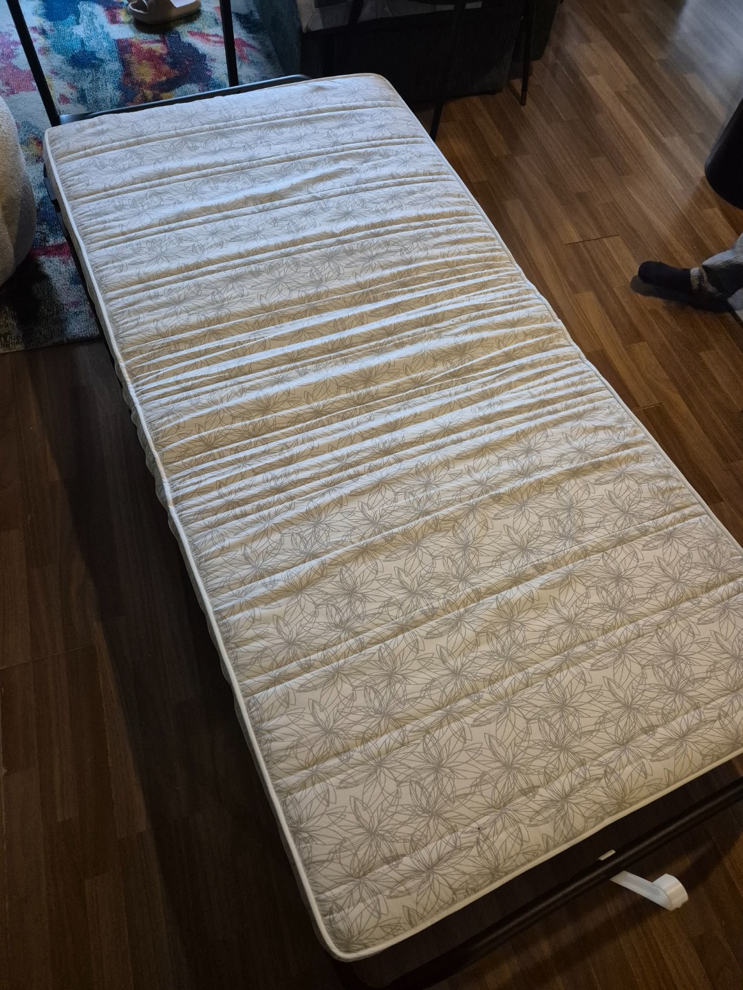 Free for pick up, folding bed and popcorn machine. Both in very good condition.