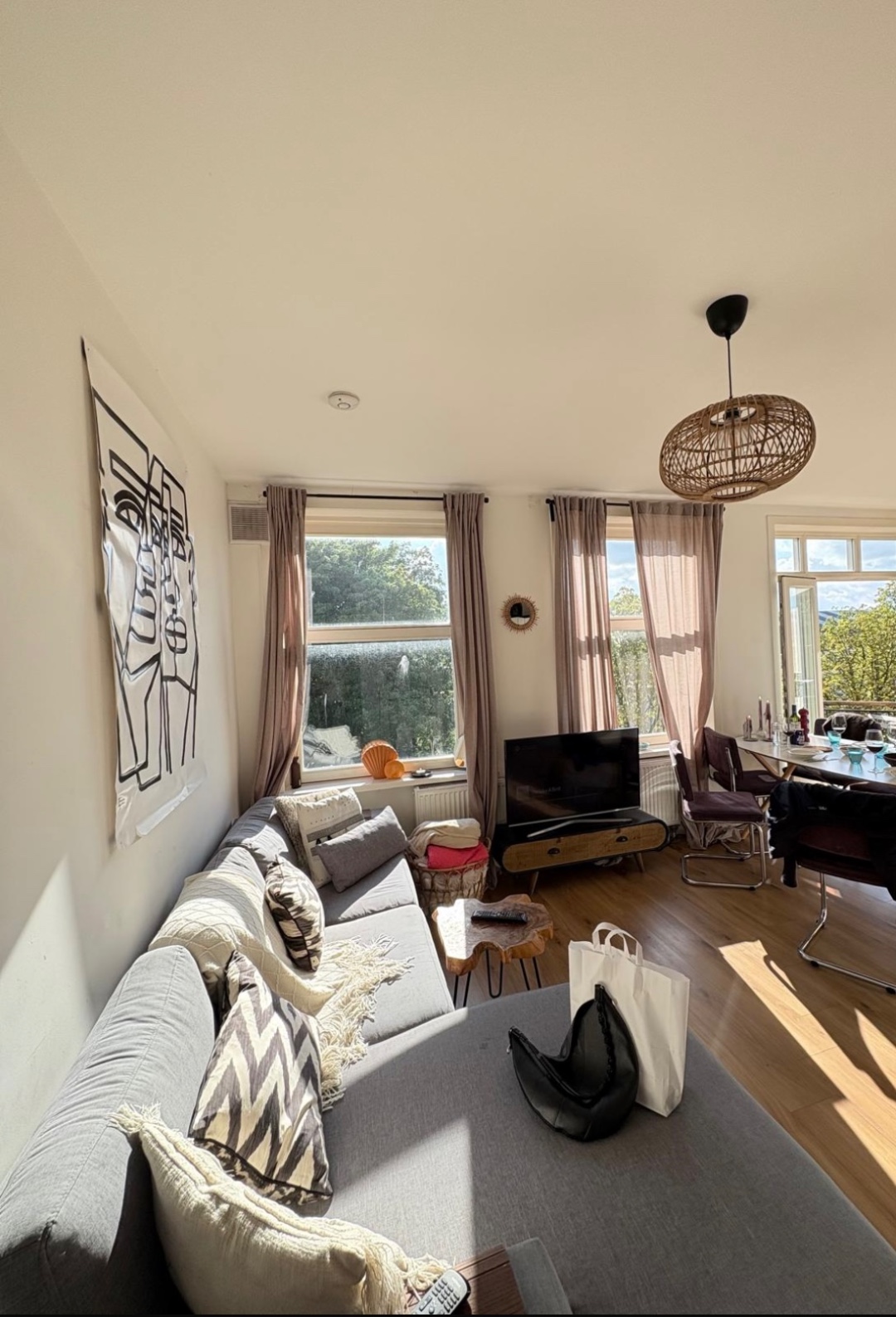 Poten van de bank zitten in een aparte zak!