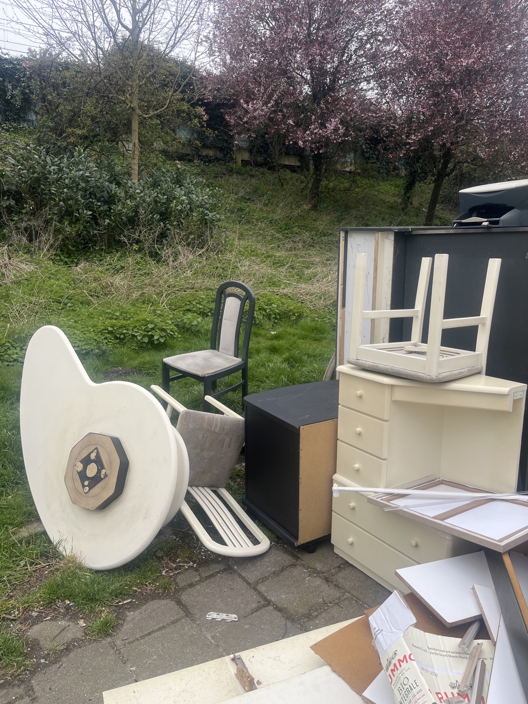 Item found on Amsterdam, Indische Buurt West, Madurastraat 1 2