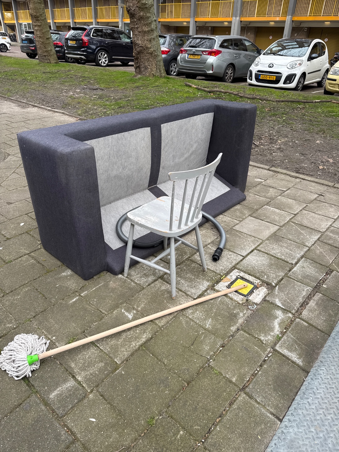 Item found on Amsterdam, West, Bos en Lommer, Sinjeur Semeynsstraat 70 1