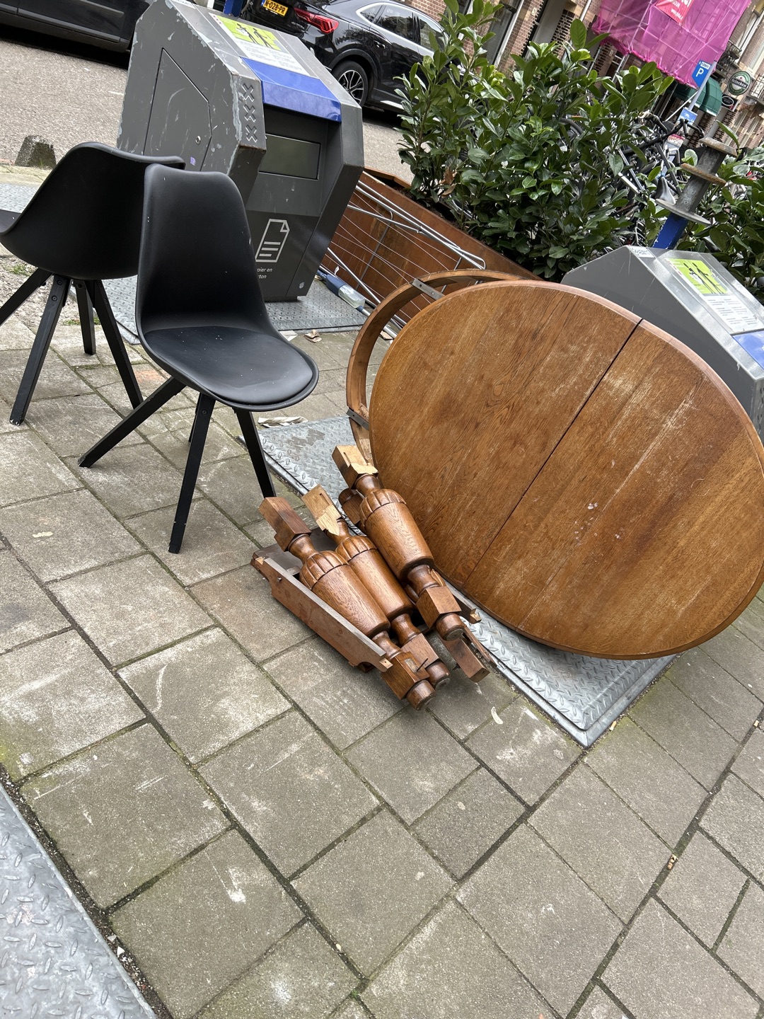 Item found on Amsterdam, Helmersbuurt, Eerste Helmersstraat 6 1