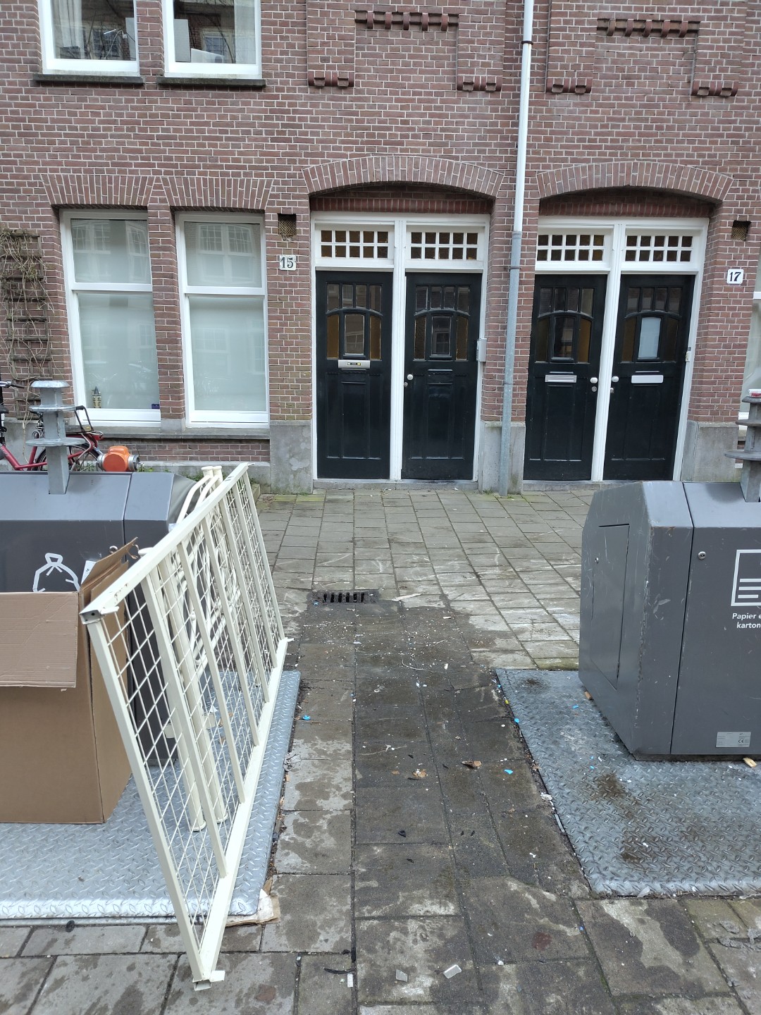 Single bed base, fully functional (includes bolts for assembly) 2