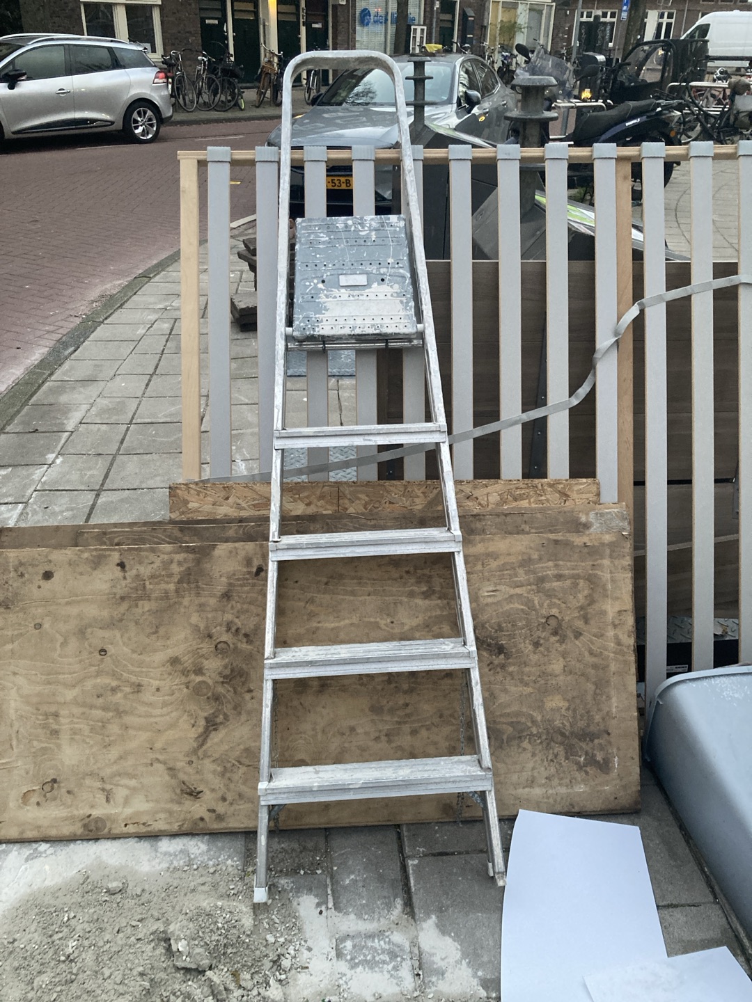 Item found on Amsterdam, Rijnbuurt, Kromme-Mijdrechtstraat 35 1