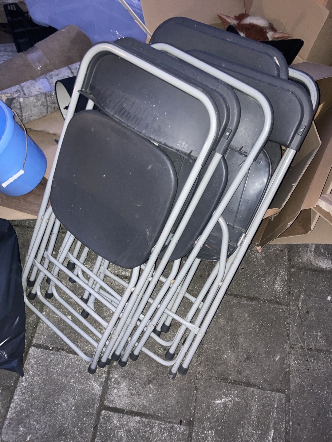 People moving, lots of stuff! 2