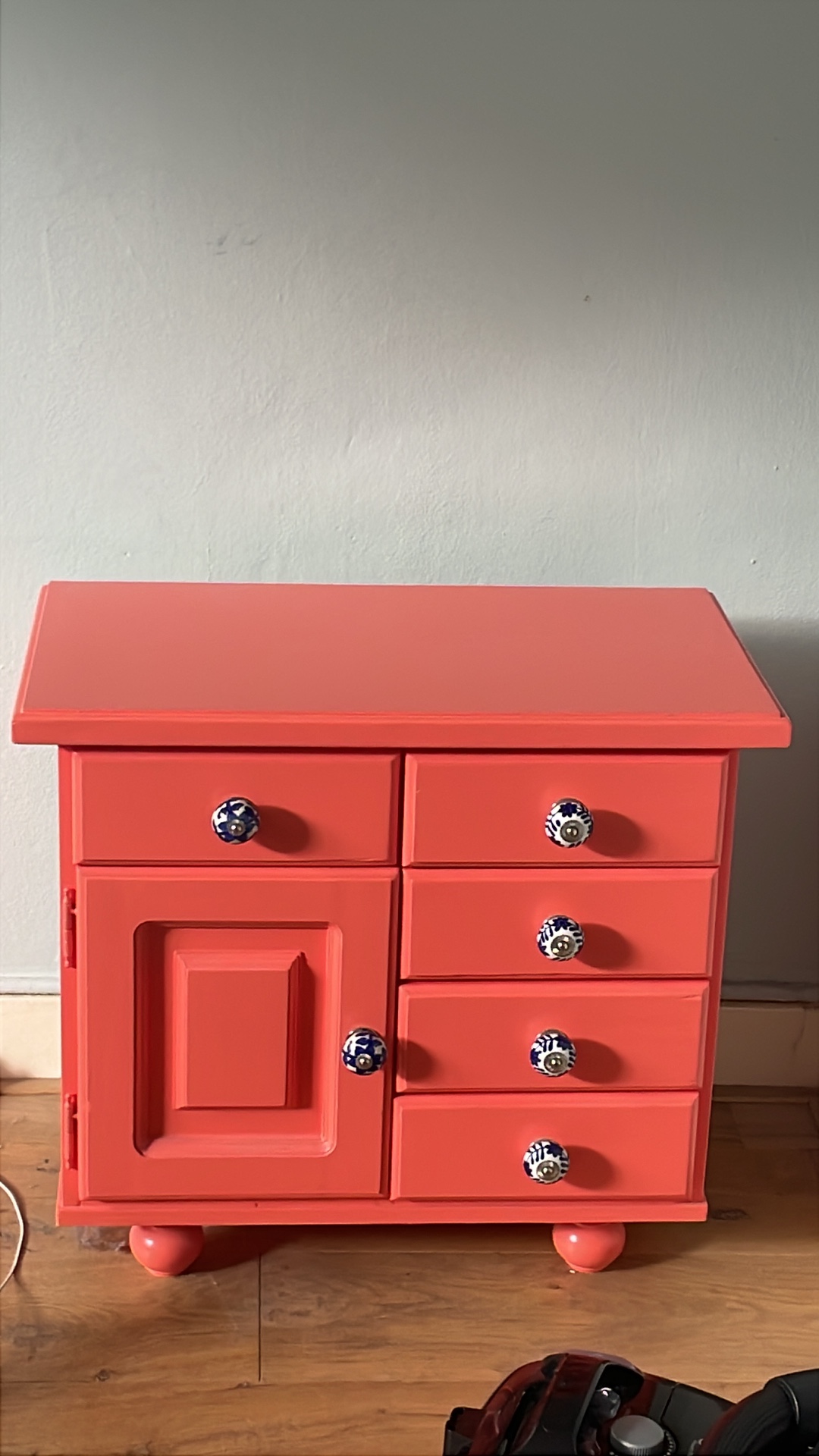 Really cute pink side table with lots of drawers and a small cabinet. Has delftware handles too. Available for pick up today in Amsterdam West! 1