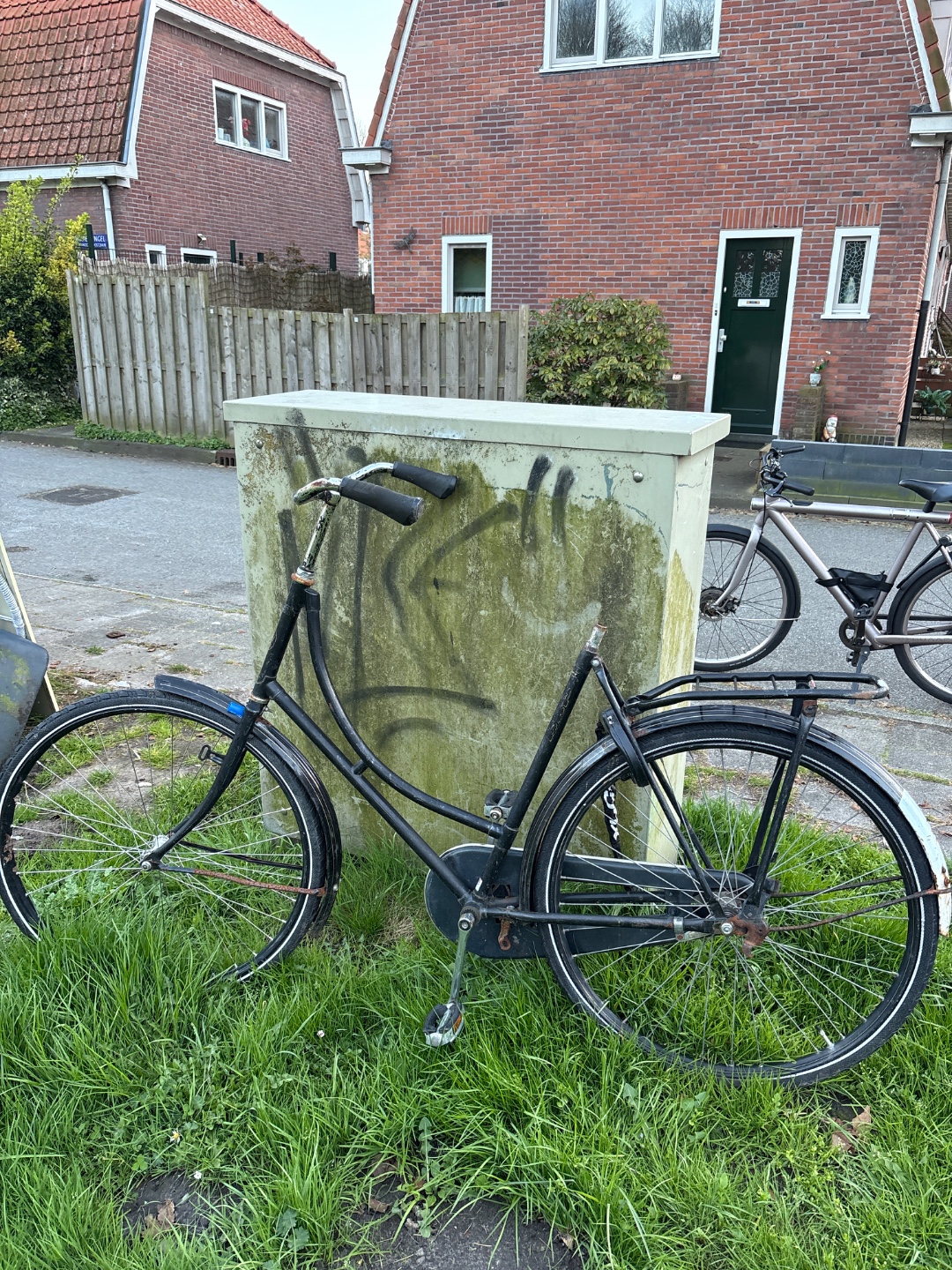 Item found on Amsterdam, Noord, Kometensingel 15 1