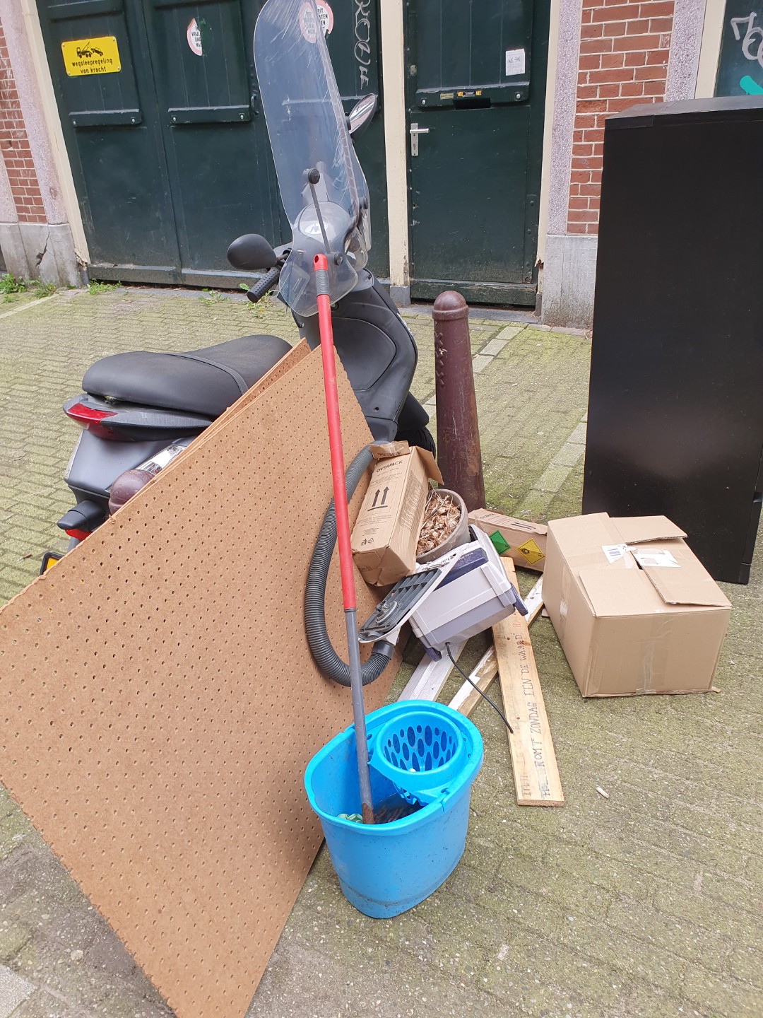 Voor wie nog een ophangbord kan gebruiken. 1