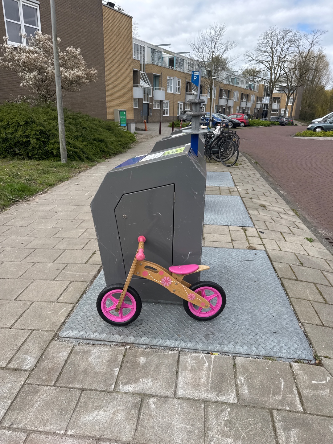 Item found on Amsterdam, Noord, Kotteraarstraat 9 1