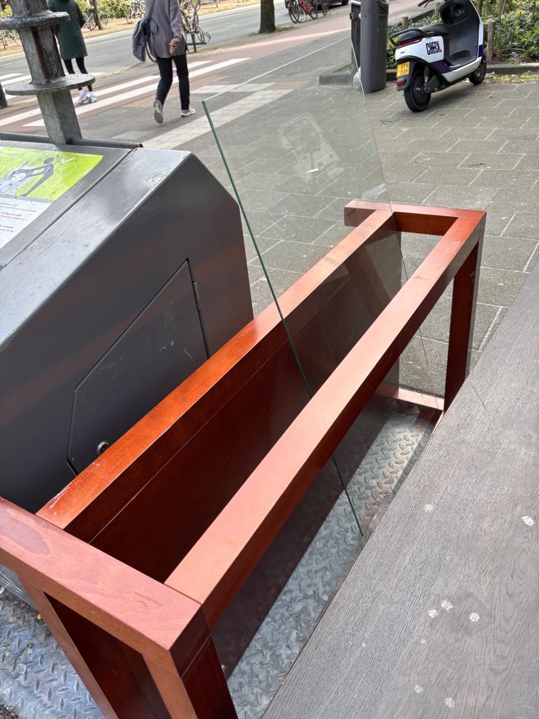 Salon tafel en dressoir! 3