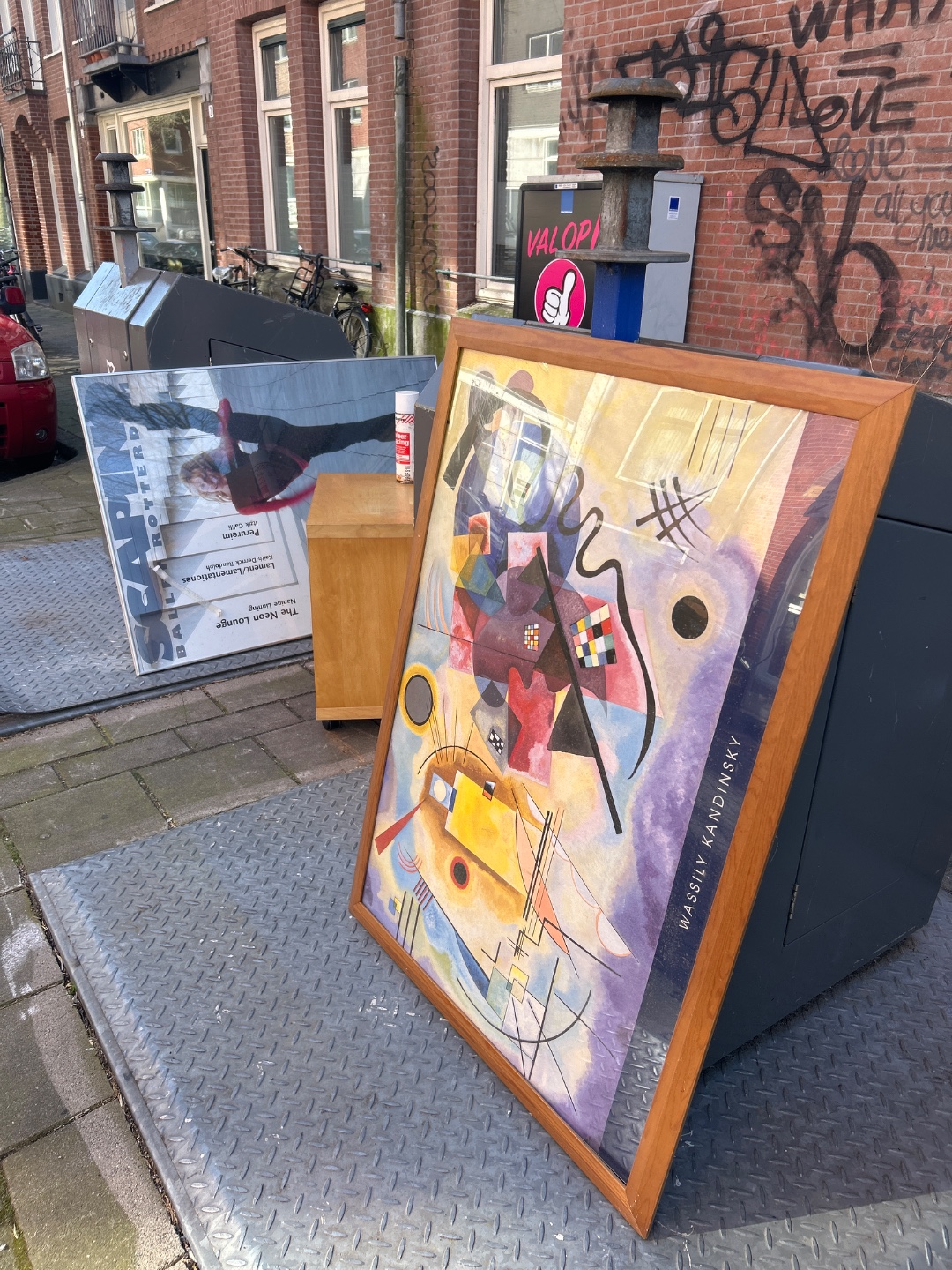 Item found on Amsterdam, Overtoomse Sluis, Jacob Van Lennepkade 257 1