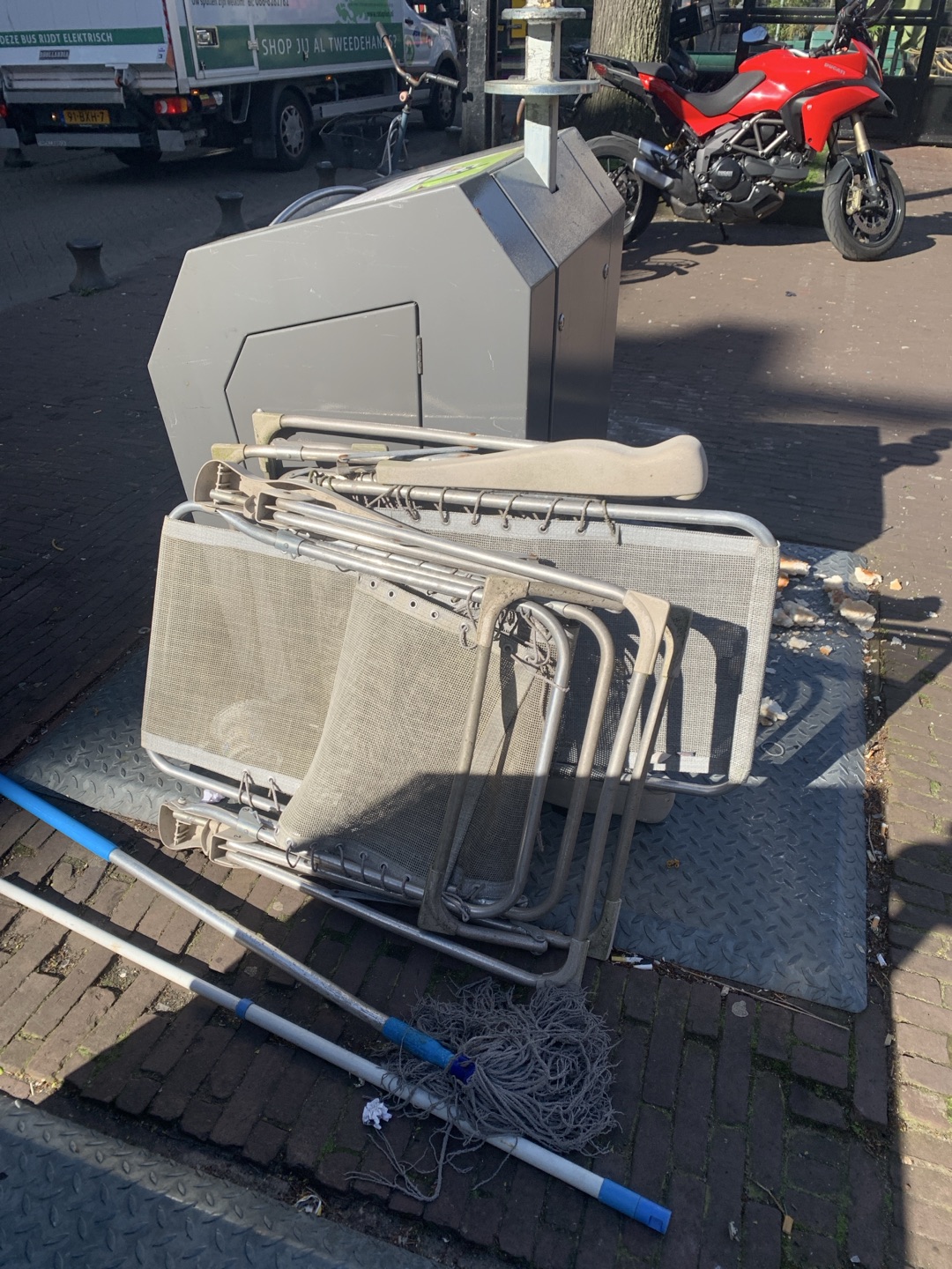 Item found on Amsterdam, De Pijp, Marie Heinekenplein 1 2