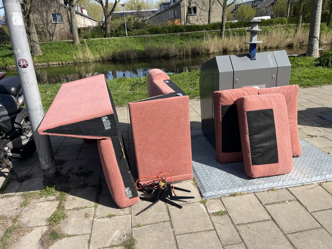 Item found on Amsterdam, Noord, Waddendijk 61 1