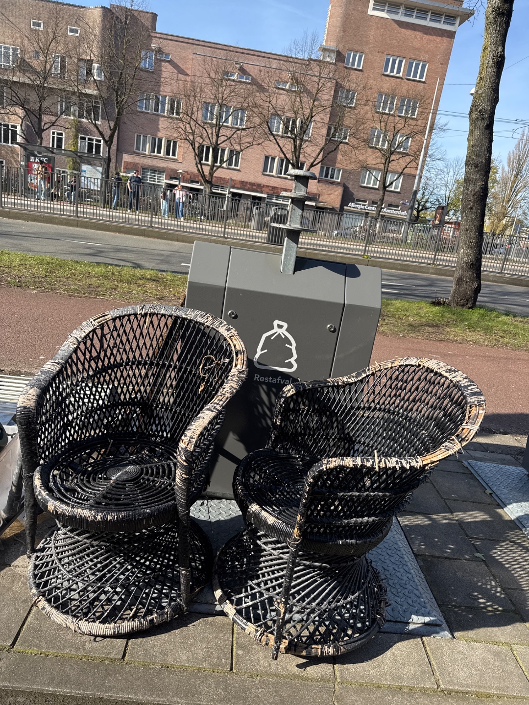 Item found on Amsterdam, Rijnbuurt, Vrijheidslaan 3 1